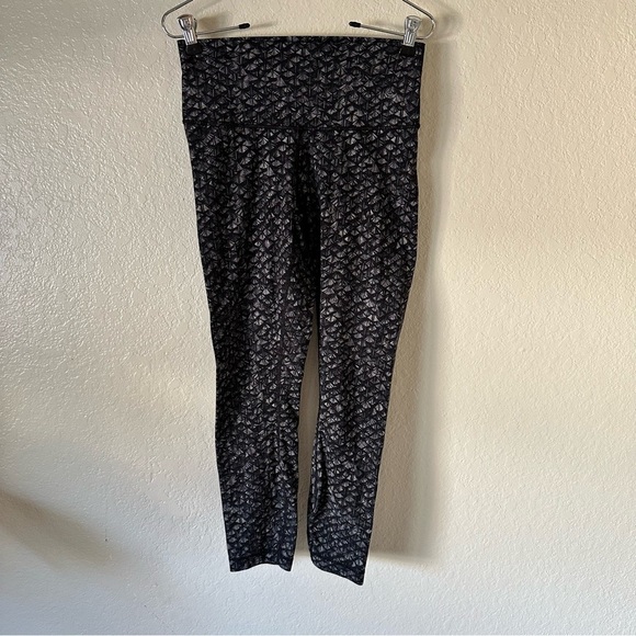 Lululemon Wunder Under Pant (Hi-Rise) (Nulux) leggings size 8 - Picture 7 of 11